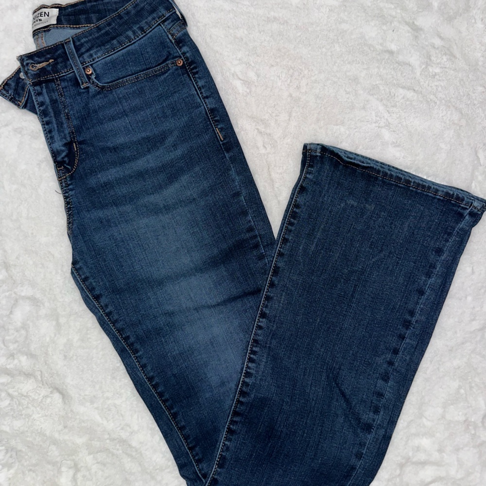 Women’s Bootcut Blue Jeans